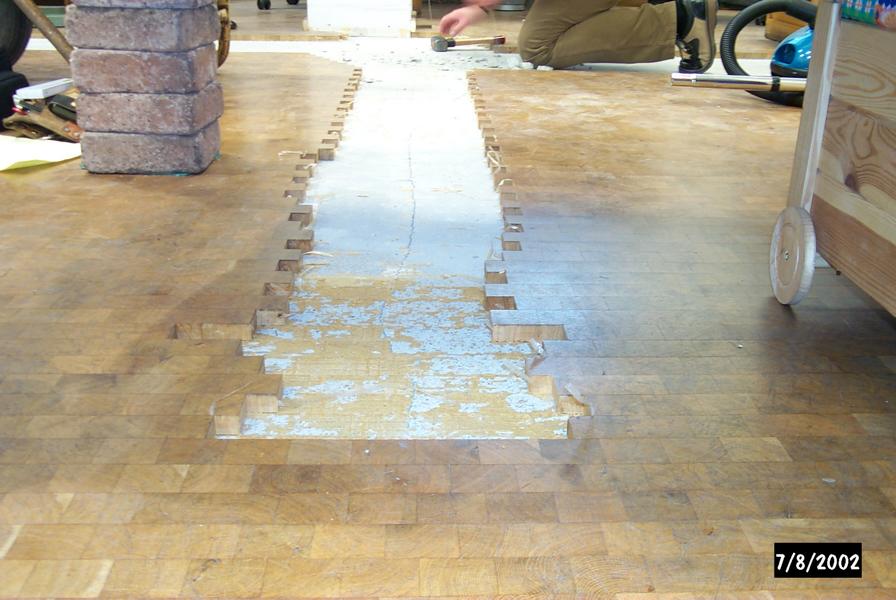 Expert’s opinion on parquet damage in a goldsmith’s workshop