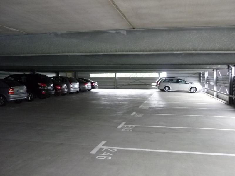 Advice on the quality of a coating in a car park in Passau