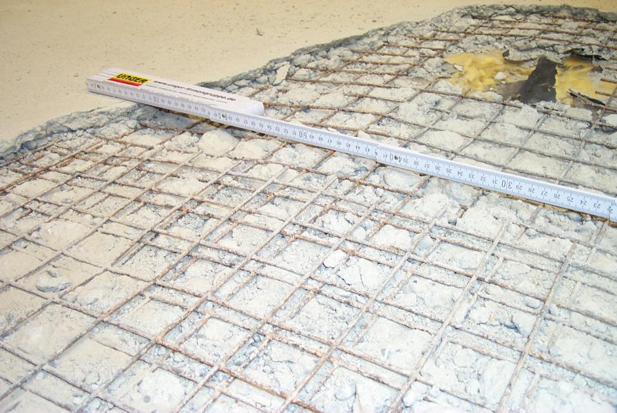 Examination of the reinforcement cover in the screed of a Convention Centre